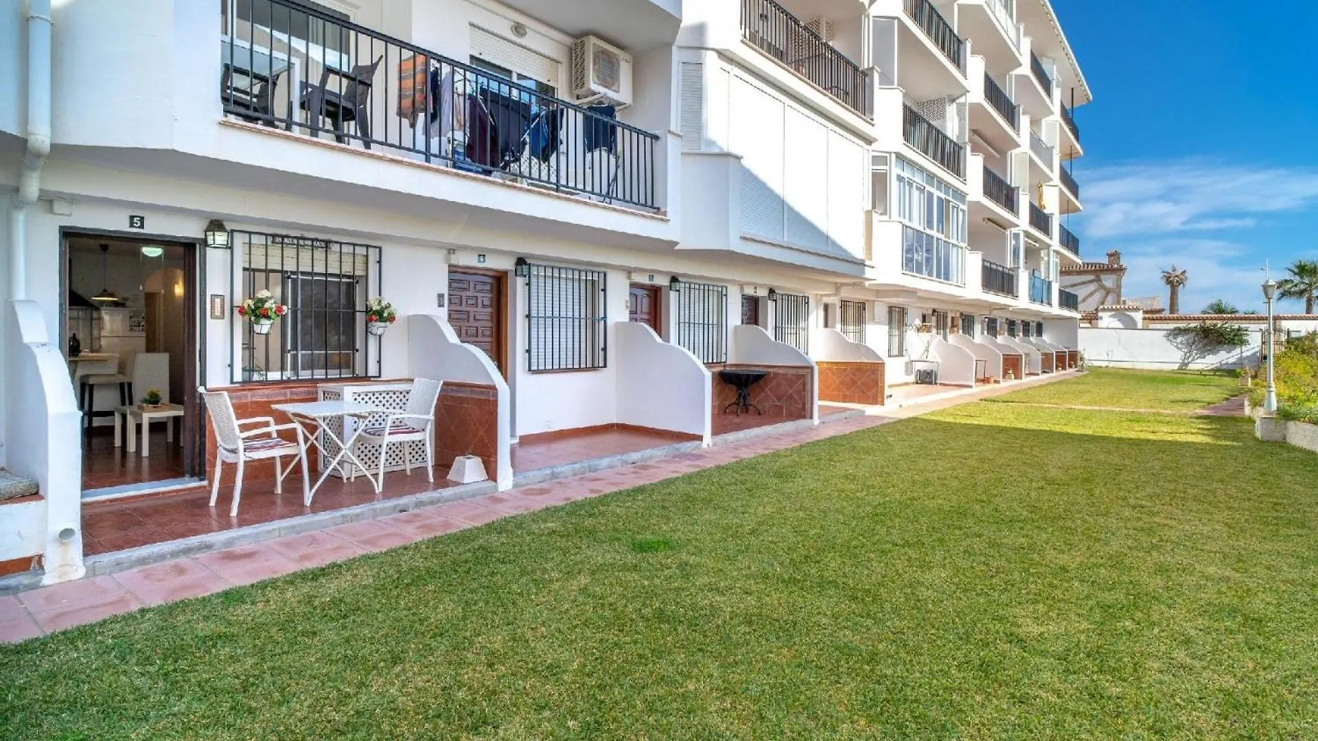 Apartment Ferienwohnung Fuer 2 Personen Ca 45 Qm In Nerja, Andalusien Costa Del Sol Spain