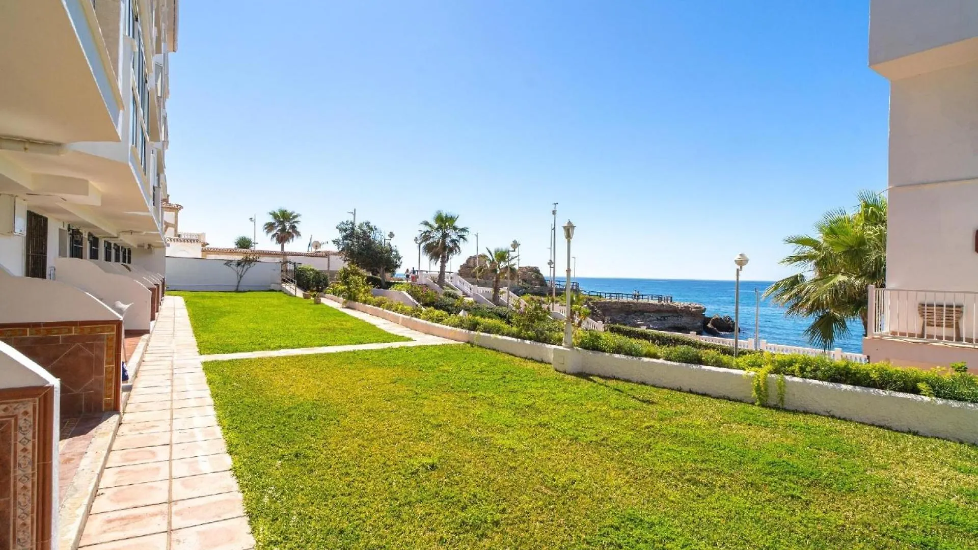 Ferienwohnung Fuer 2 Personen Ca 45 Qm In Nerja, Andalusien Costa Del Sol