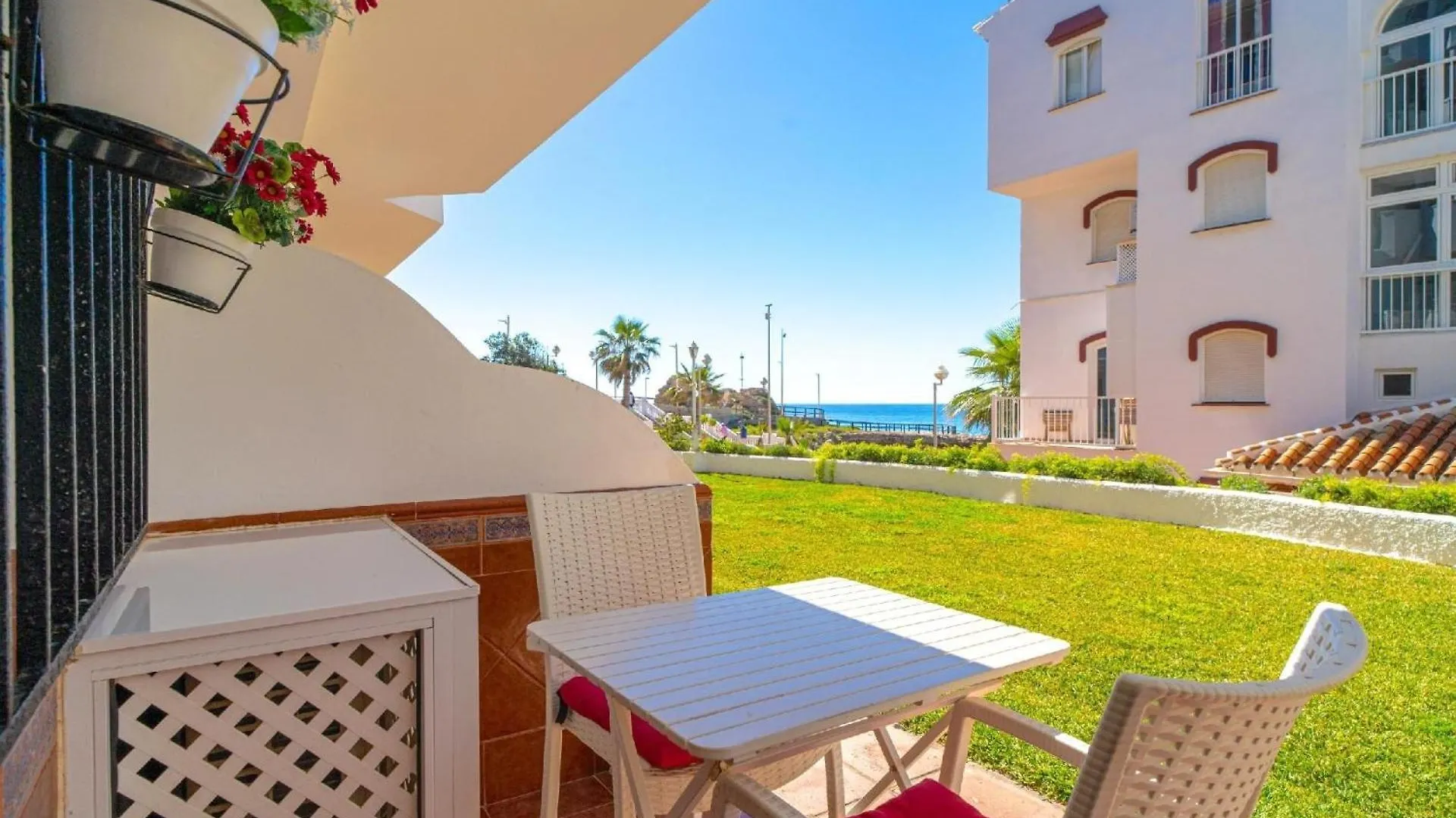 Apartment Ferienwohnung Fuer 2 Personen Ca 45 Qm In Nerja, Andalusien Costa Del Sol Spain